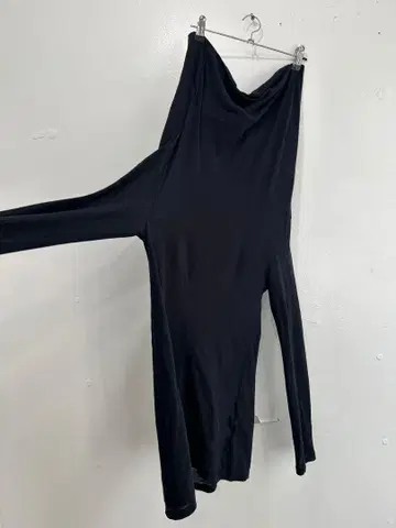 ANN DEMEULEMEESTER 디자인 넥 탑