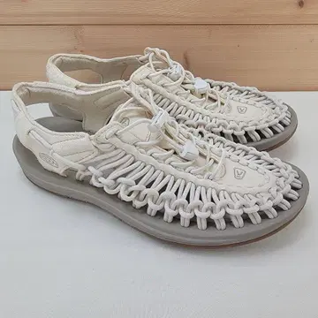 킨 우먼 유니크 화이트/콘스톡 23cm