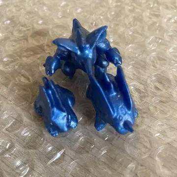 포켓몬 가챠 PVC 인형 니도킹 코로코로 샵 한정판 메탈릭 피규어