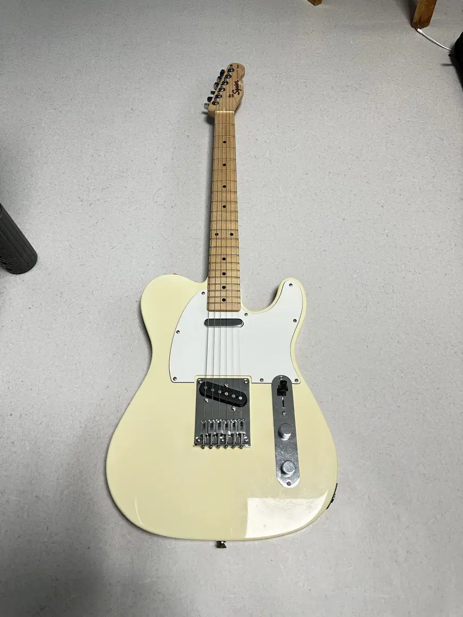 Squier Telecaster and amp for beginner electric guitarists