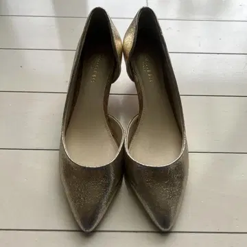 골드 스틸레토 하이힐 25.0cm