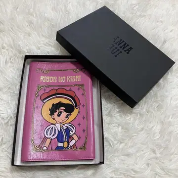 ANNASUI 안나수이 리본의 기사 콜라보 데즈카 오사무 북 커버