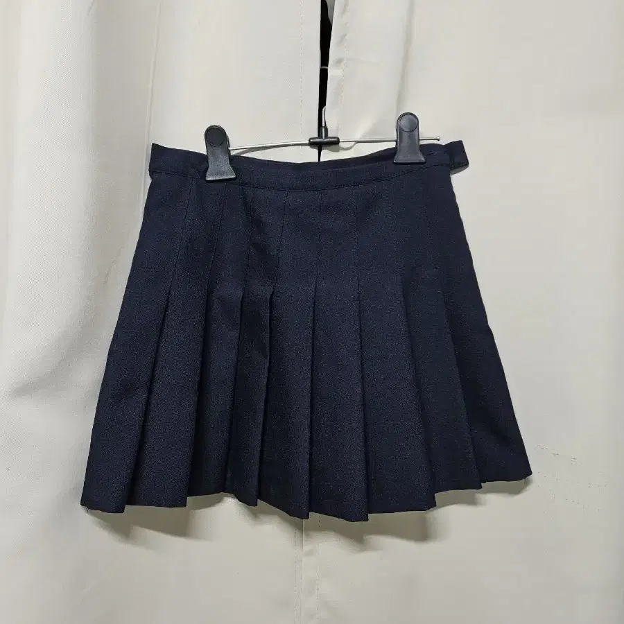【BONNAE】 Star rivet pleated skort Star rivet pleated skort (Ivory) - bonnae