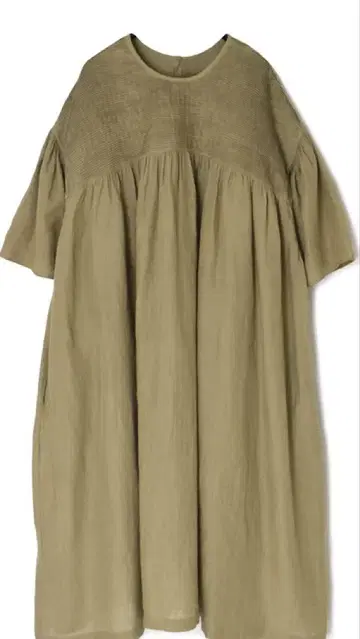 메종드소일 BACK OPENING PULLOVER DRESS
