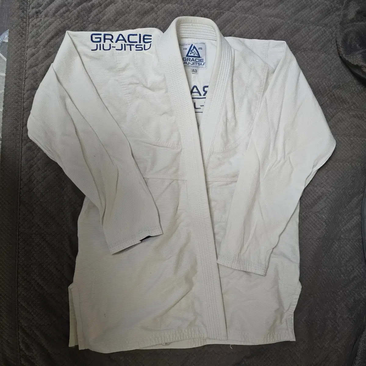 Gracie Blue Shield A3 size