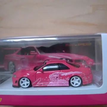 미사용 새상품 R34GTR 핑크 미니카 1/64 애니메이션풍 디자인