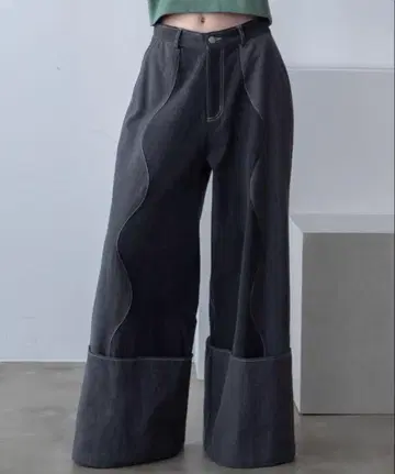 VACANCY 배색 웨이브 와이드 데님