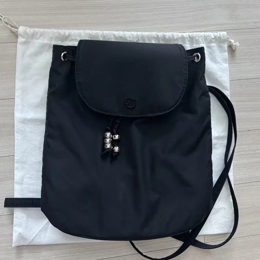 【SOFT SEOUL】 SILVER BALL LIGHT BACKPACK [BLACK] SOFT SEOUL EN
