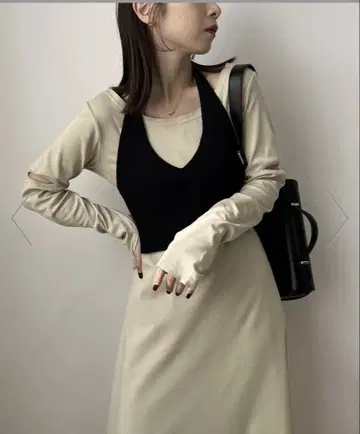 CAPRICIEUX LE'MAGE 홀터넥 세트 컷 원피스