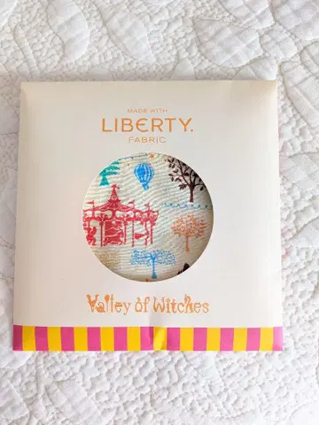 미개봉 새상품*지브리 파크 한정판 리버티 손수건 마녀의 계곡