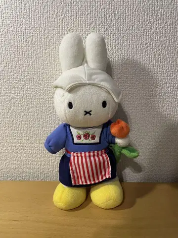 미피 에이프런 봉제 인형 (네덜란드 기념품)