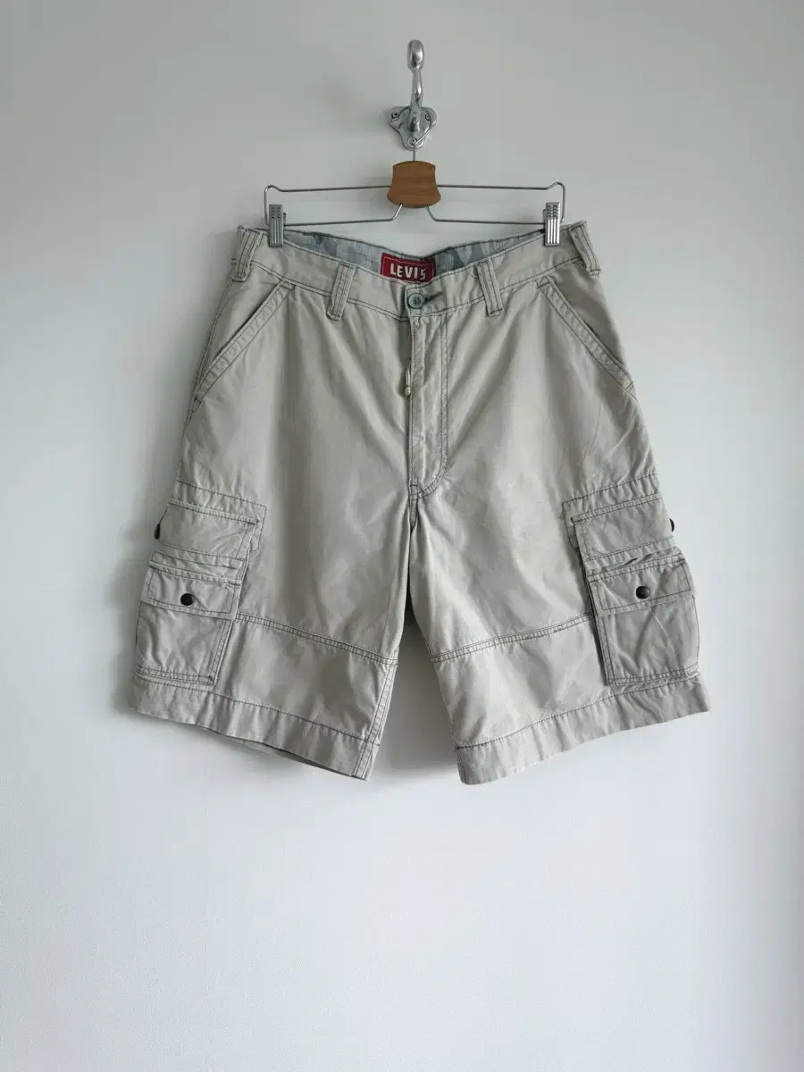 리바이스(Levi's) 카고 하프팬츠