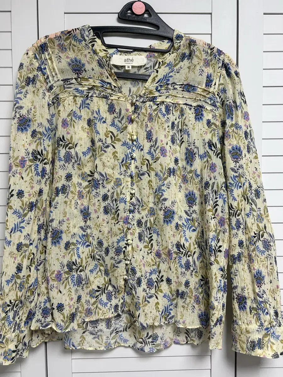At the Vanessa Bruno Silk Blouse 38