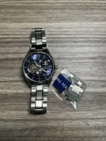 시계 Orient Star RK-AV0004L