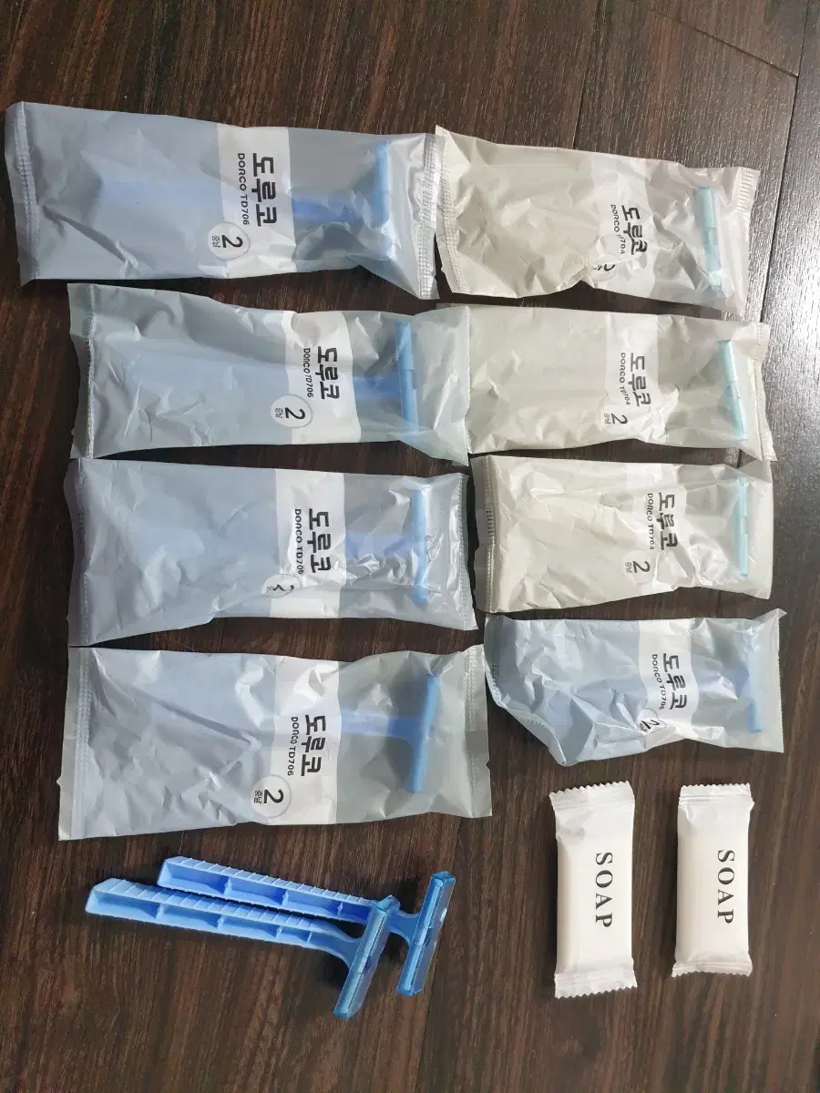 (새상품) 도루코 2중날 면도기 10개+비누 2개