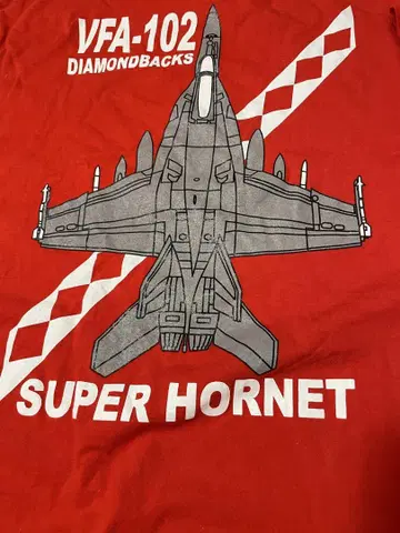 미국 해군 티셔츠 "VFA-102 다이아몬드백스 XL"