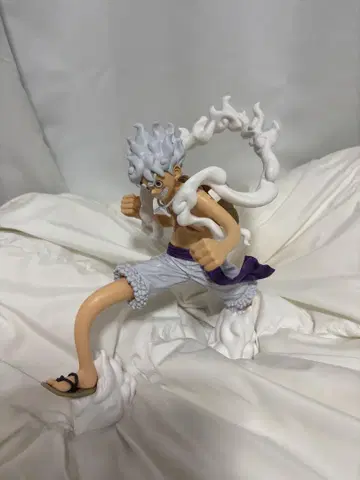 원피스 루피 피규어