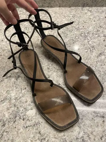 [가격 인하] 브루넬로쿠치넬리 샌들 EU37