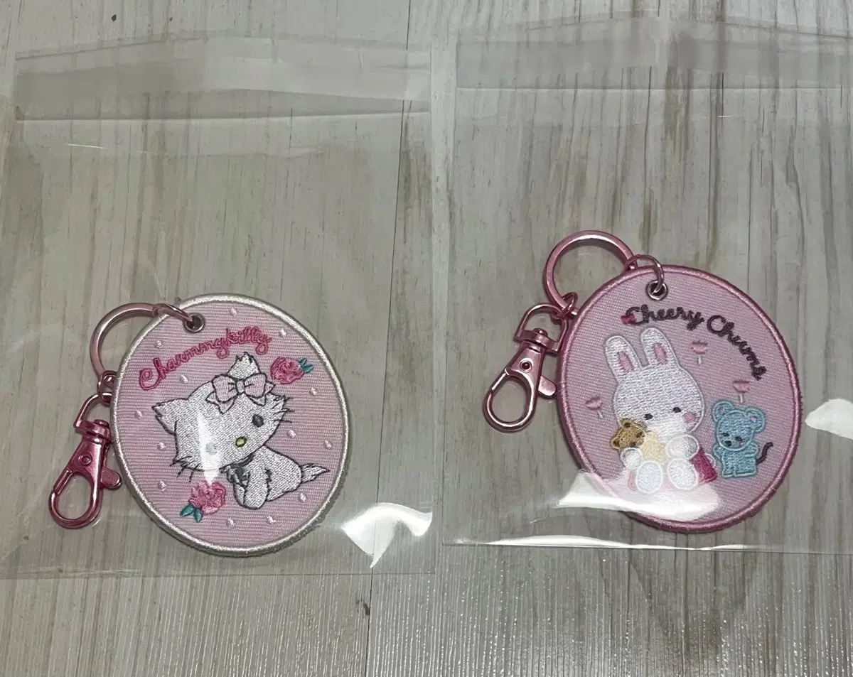 산리오 대상 시리즈 자수 와펜 키링 일괄 챠미 키티 / 치어리참