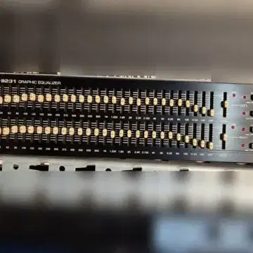 inter-M EQ-9231 マスタリング用31バンドイコライザー