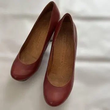 가격 인하! CHIE MIHARA 펌프스