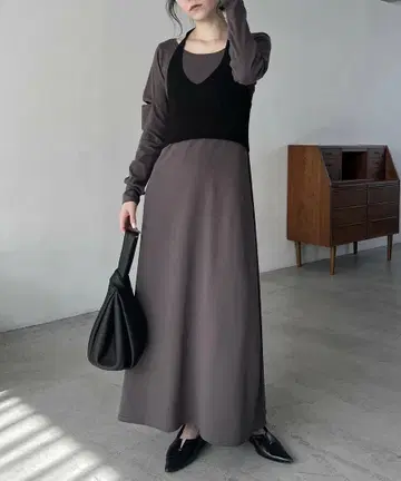 새상품 그레이 카프리슈 레마쥬 홀터넥 컷 원피스