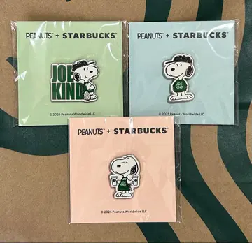PEANUTS + STARBUCKS 핀 배지 3개 세트