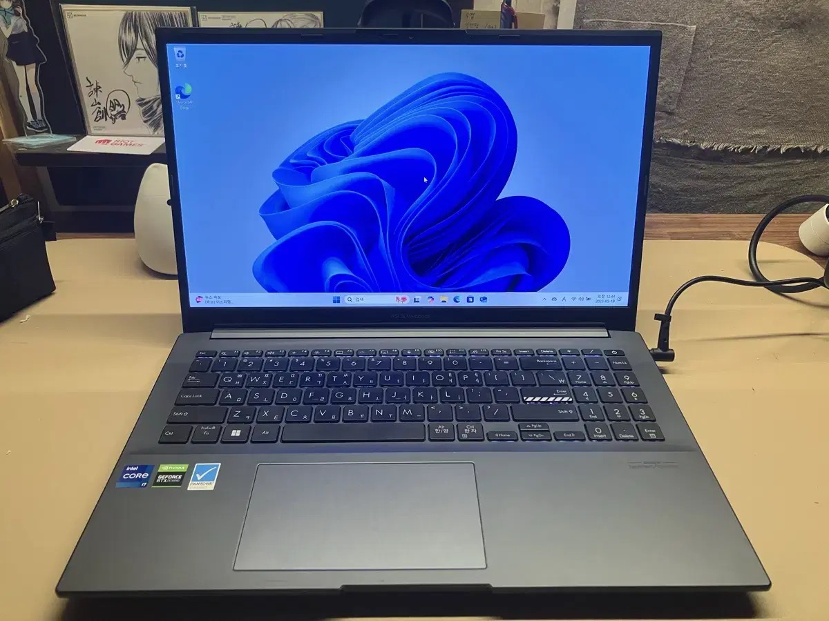 ASUS 비보북 프로 15 oled 싸게팝니다