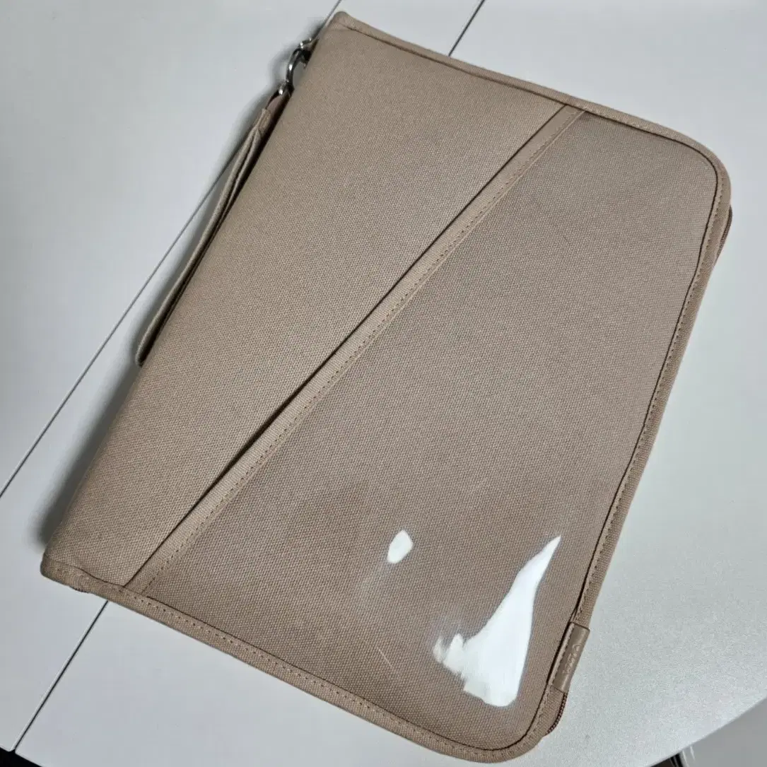 OLA☆Mauve Pocket iPad Pouch 13インチ OLA】Mauve Pocket iPAD Pouch 13inch アイパッドケース