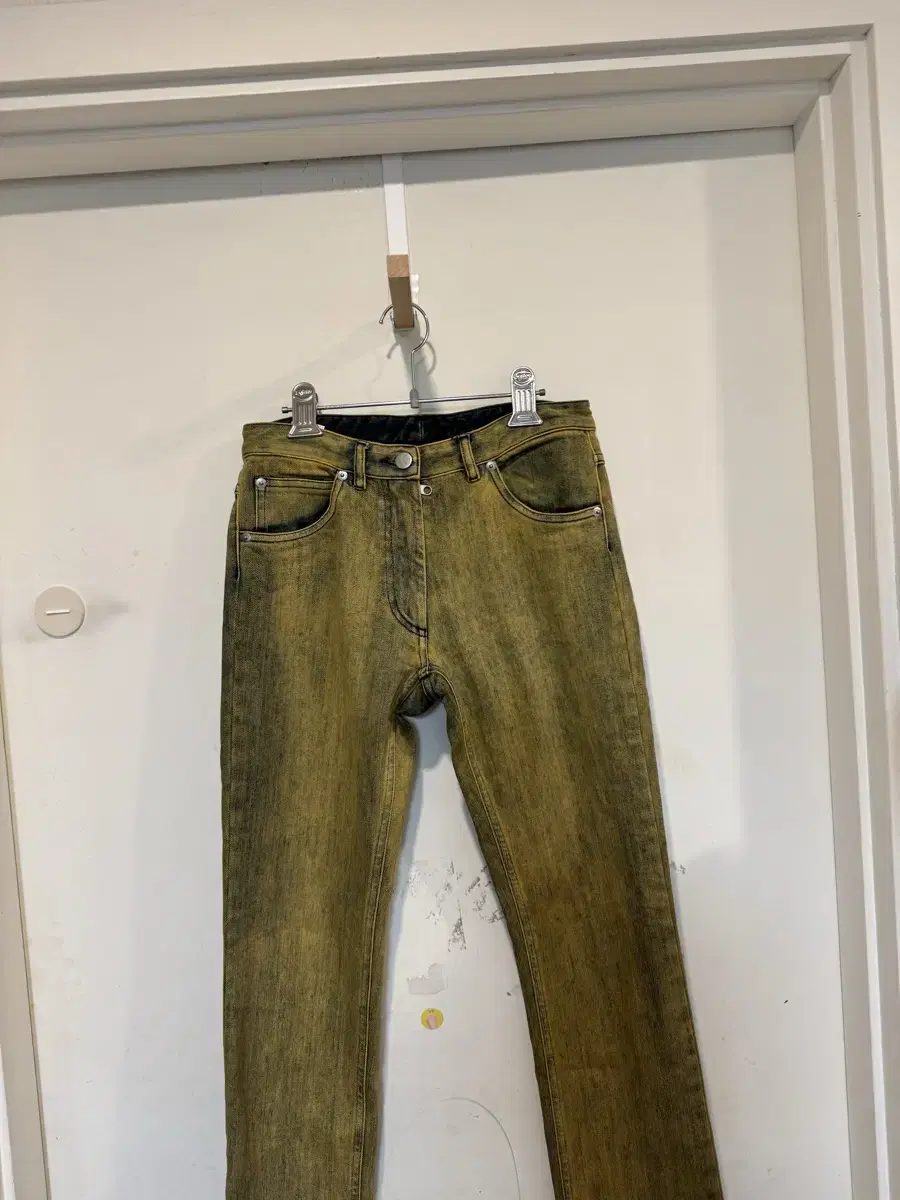 Margiela Maison Margiela Yellow Washing Jeans