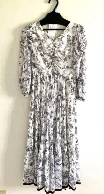 NEW 라인 터치 프린트 원피스 (D11) XSS 저스길리티