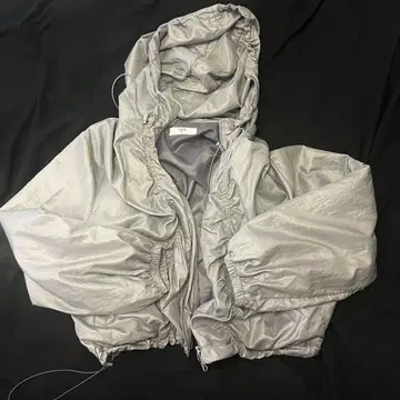 ojos 계열 점퍼 후드티 한국