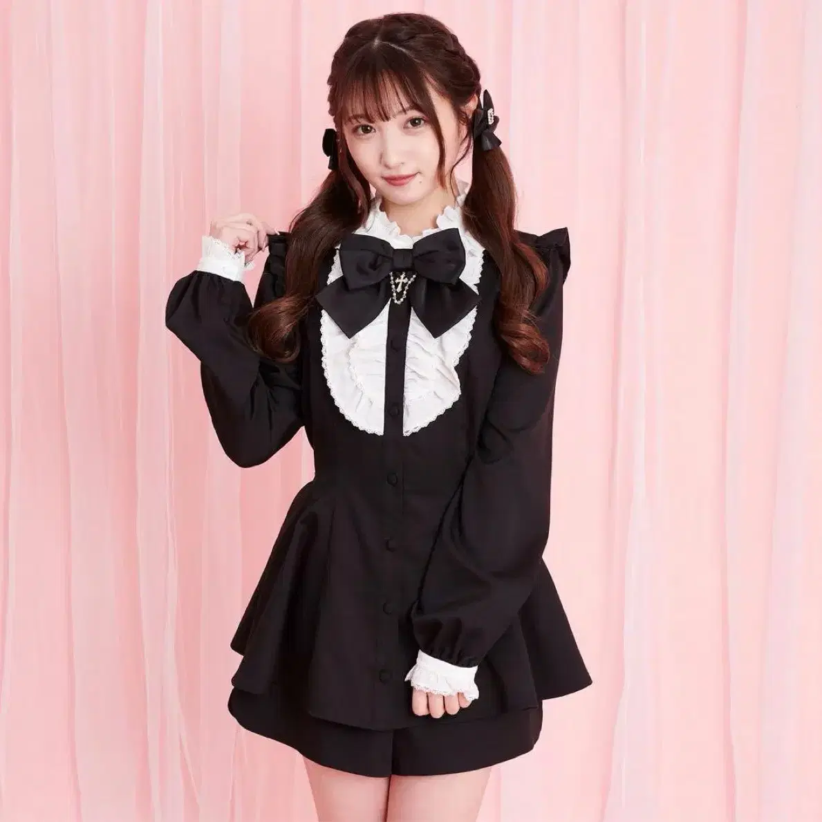 Shop 시크릿허니러플셋업 on Bunjang Global Site - No more