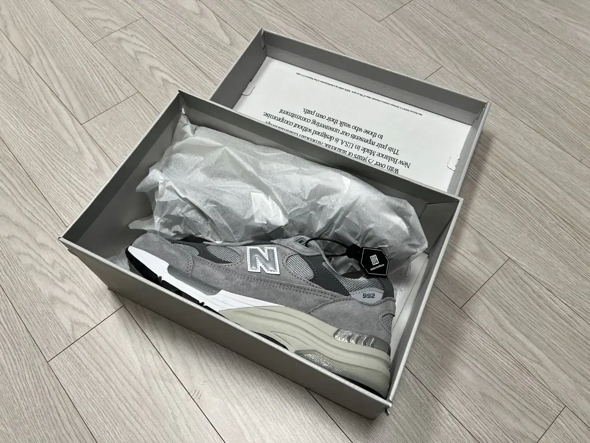 뉴발란스 992 그레이