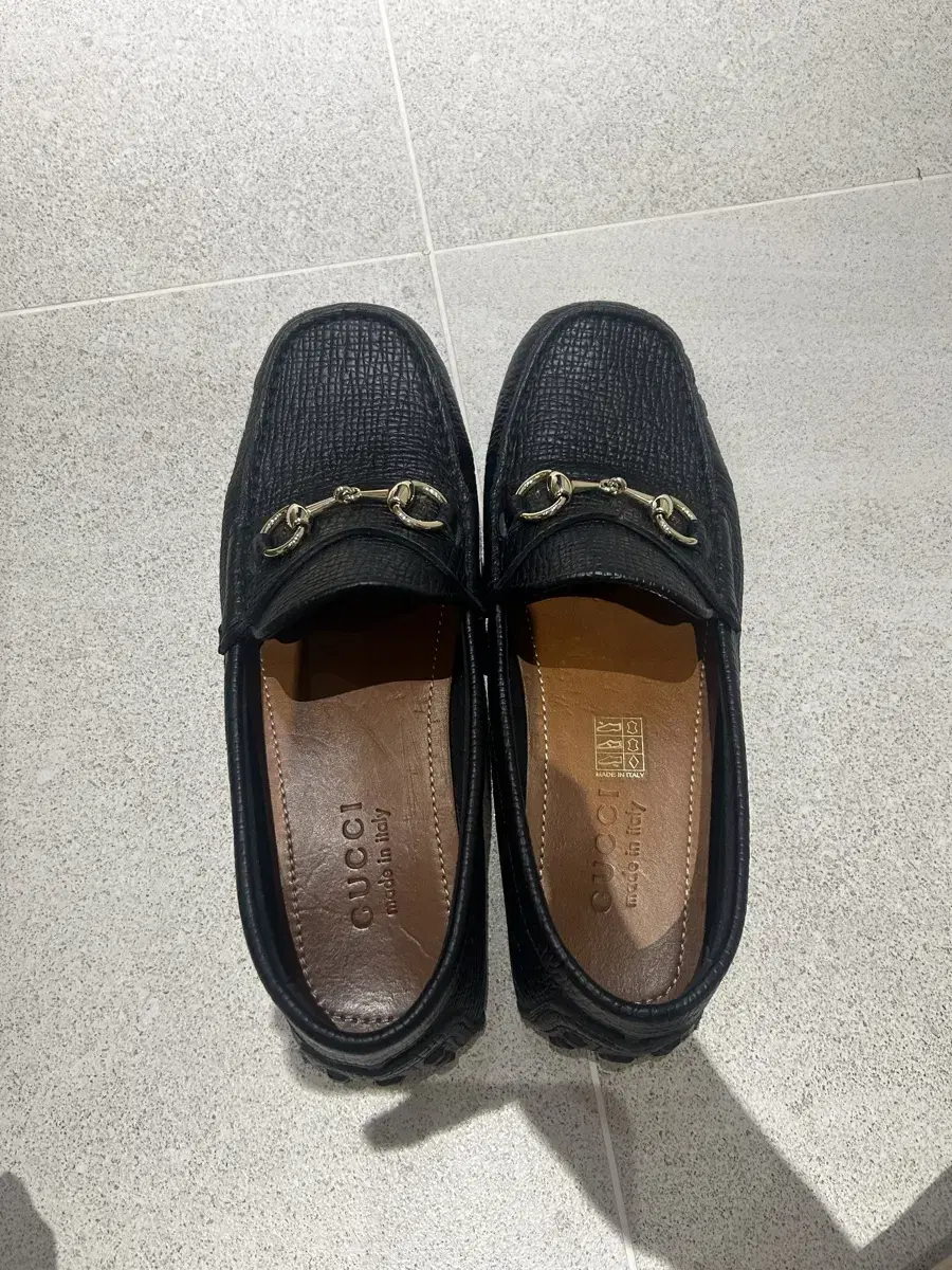 구찌 드라이빙로퍼 255