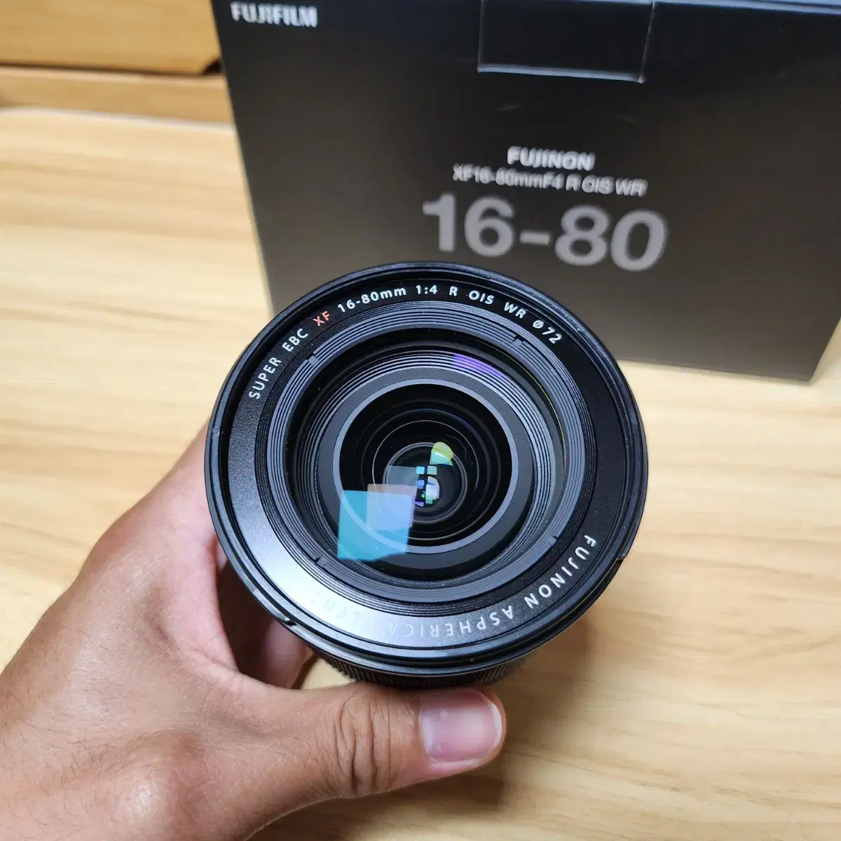 후지 XF16-80 F4 R OIS WR 판매 합니다.