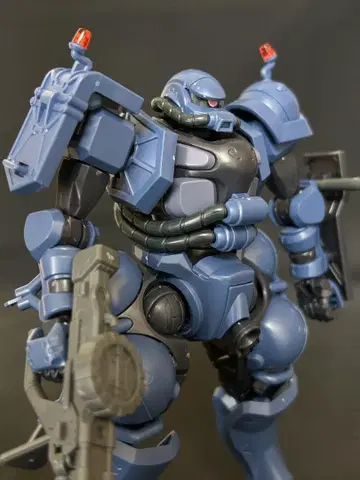 HG 군경 자쿠