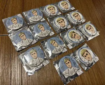 진격의 거인 마루이 마루이 아넥스 화이트 코디 캔뱃지 엘르빈