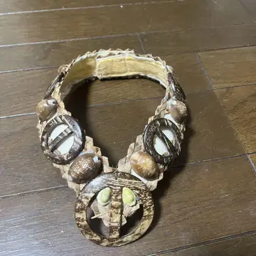 타히티안 댄스 목걸이