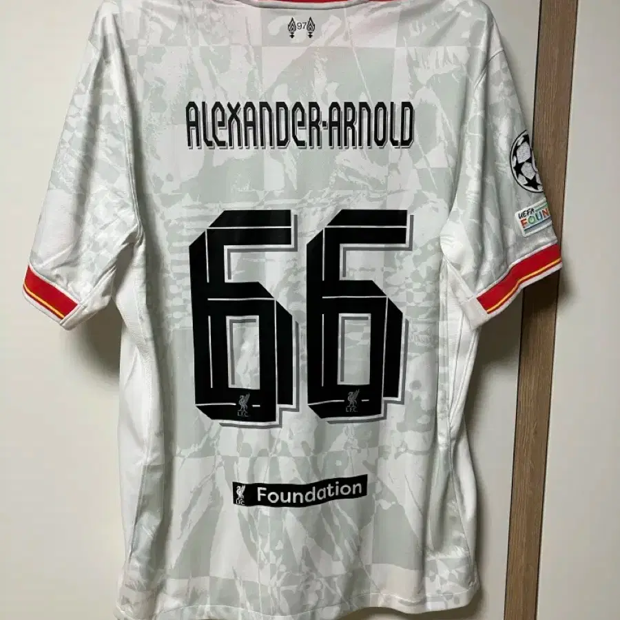 リヴァプール アレクサンダー・アーノルド 24/25 CL Kit リヴァプール