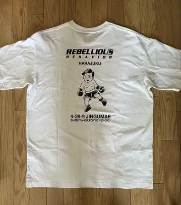 REBELLIOUS BEHAVIOR 반팔 티셔츠