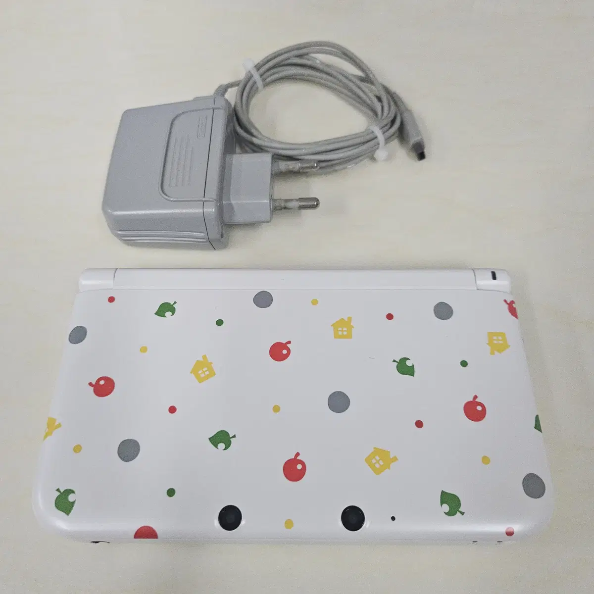 닌텐도 3DS XL 동물의숲 에디션 (볶다수)