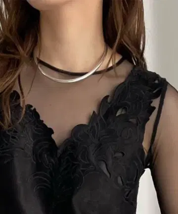 Ameri VINTAGE UND SLIM STICK CHOKER 실버