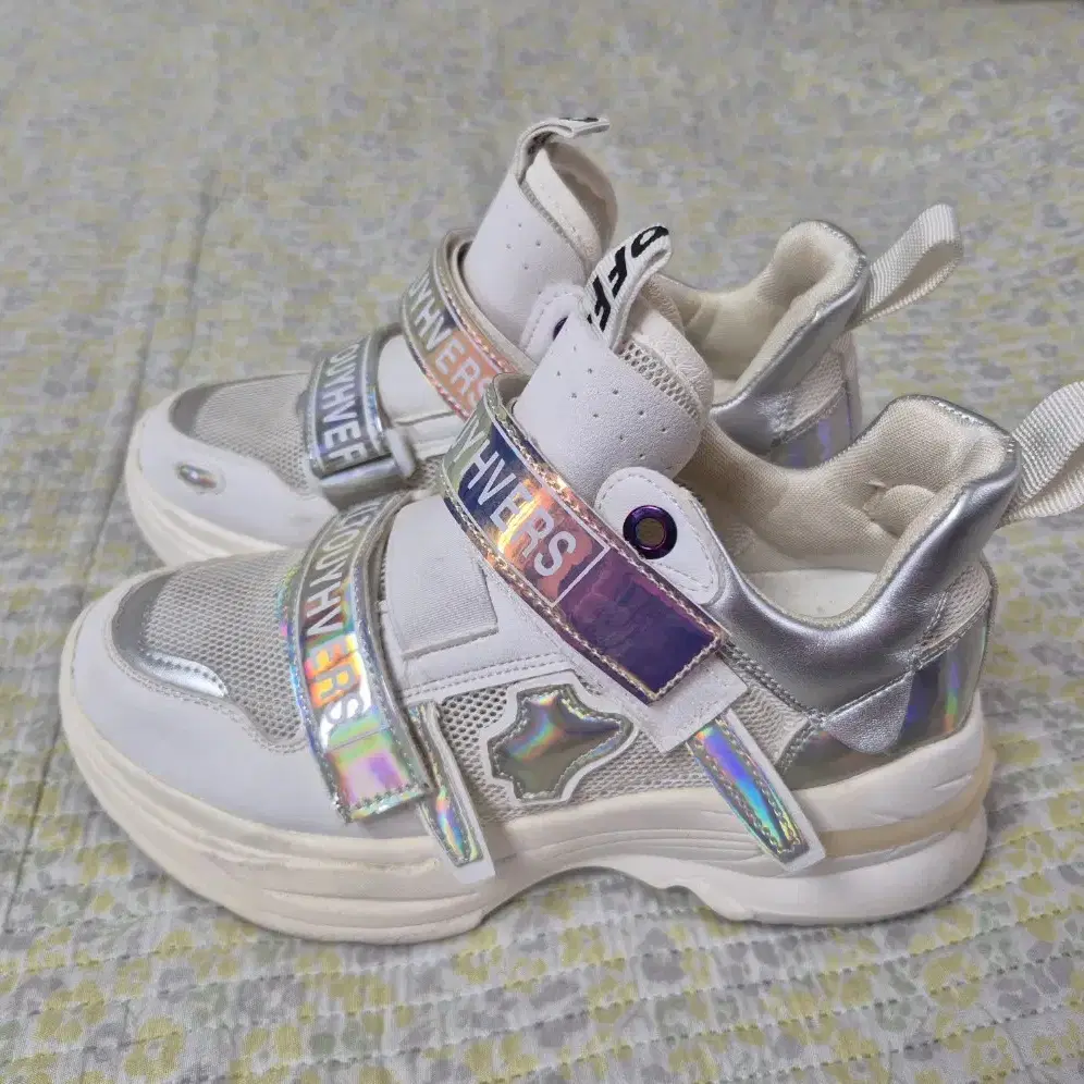 NERDY | 널디 Nuldi Cozy Corduroy Sneakers Ivory 240 New on
