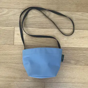 에르베샤 펠리에 보트형 숄더 블루