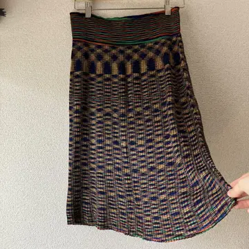 MISSONI 플리츠 스커트 기하학 패턴