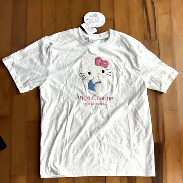 HELLO KITTY Ange Charme 화이트 티셔츠 M 사이즈