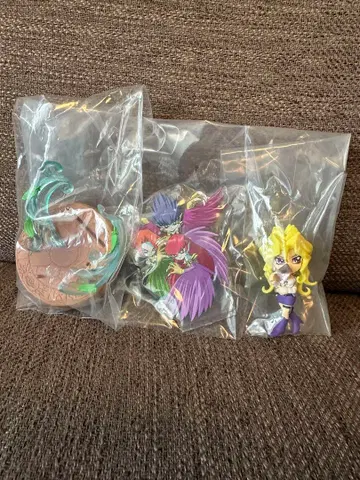 유희왕 듀얼리스트 피규어 컬렉션 05 공작무리 하피 레이디 세 자매