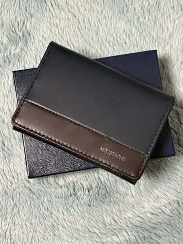 Moustache(머스타쉬) 명함지갑