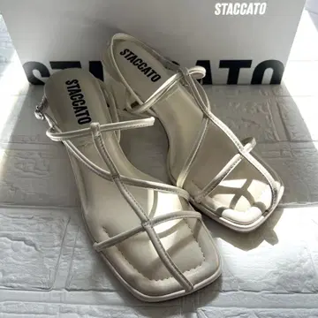 STACCATO 스타카토 퍼프 네이트 신 샌들